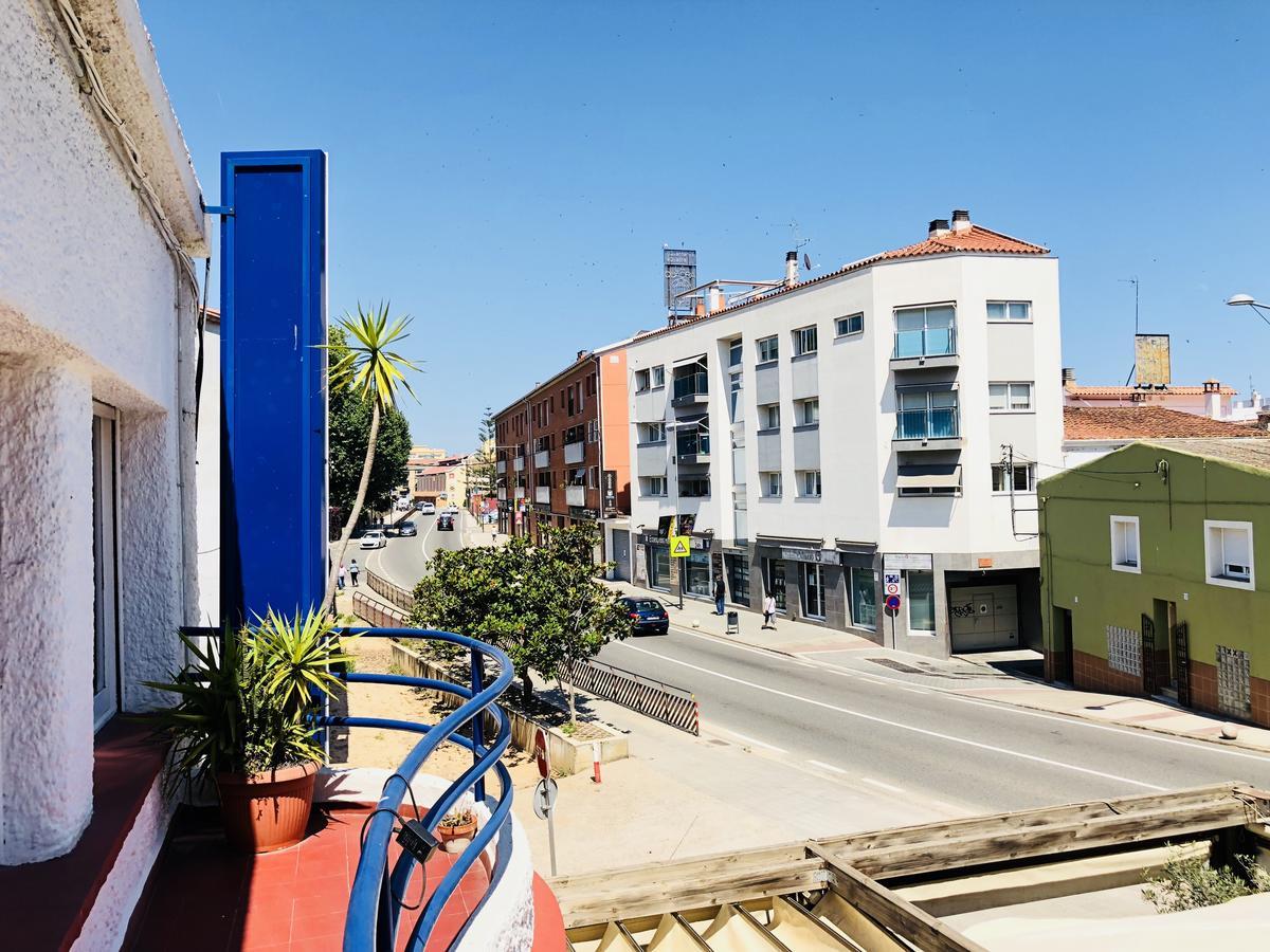 Hostal Univers Calella Extérieur photo