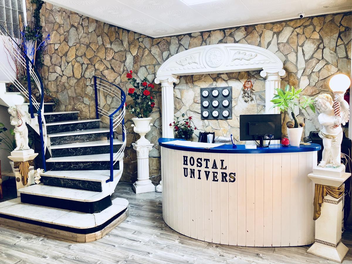 Hostal Univers Calella Extérieur photo
