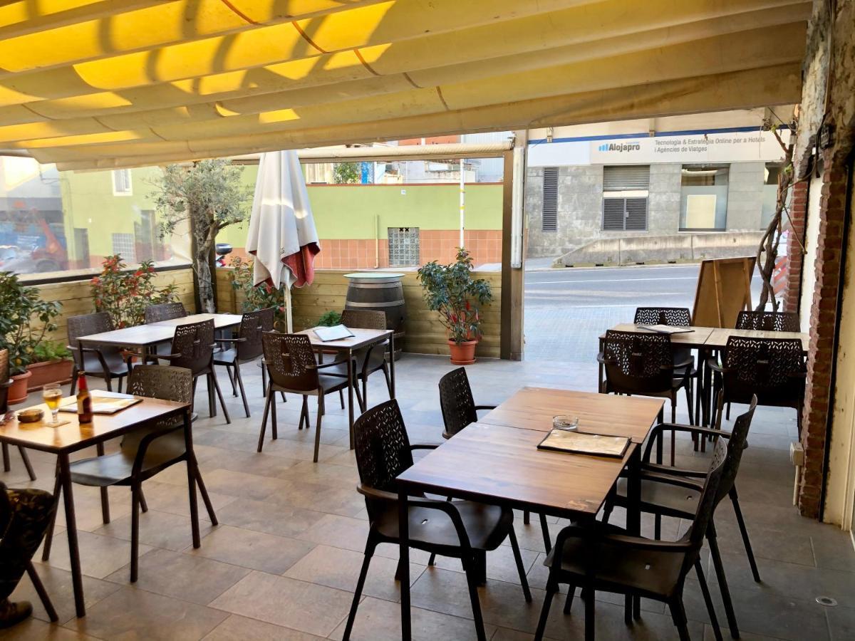 Hostal Univers Calella Extérieur photo